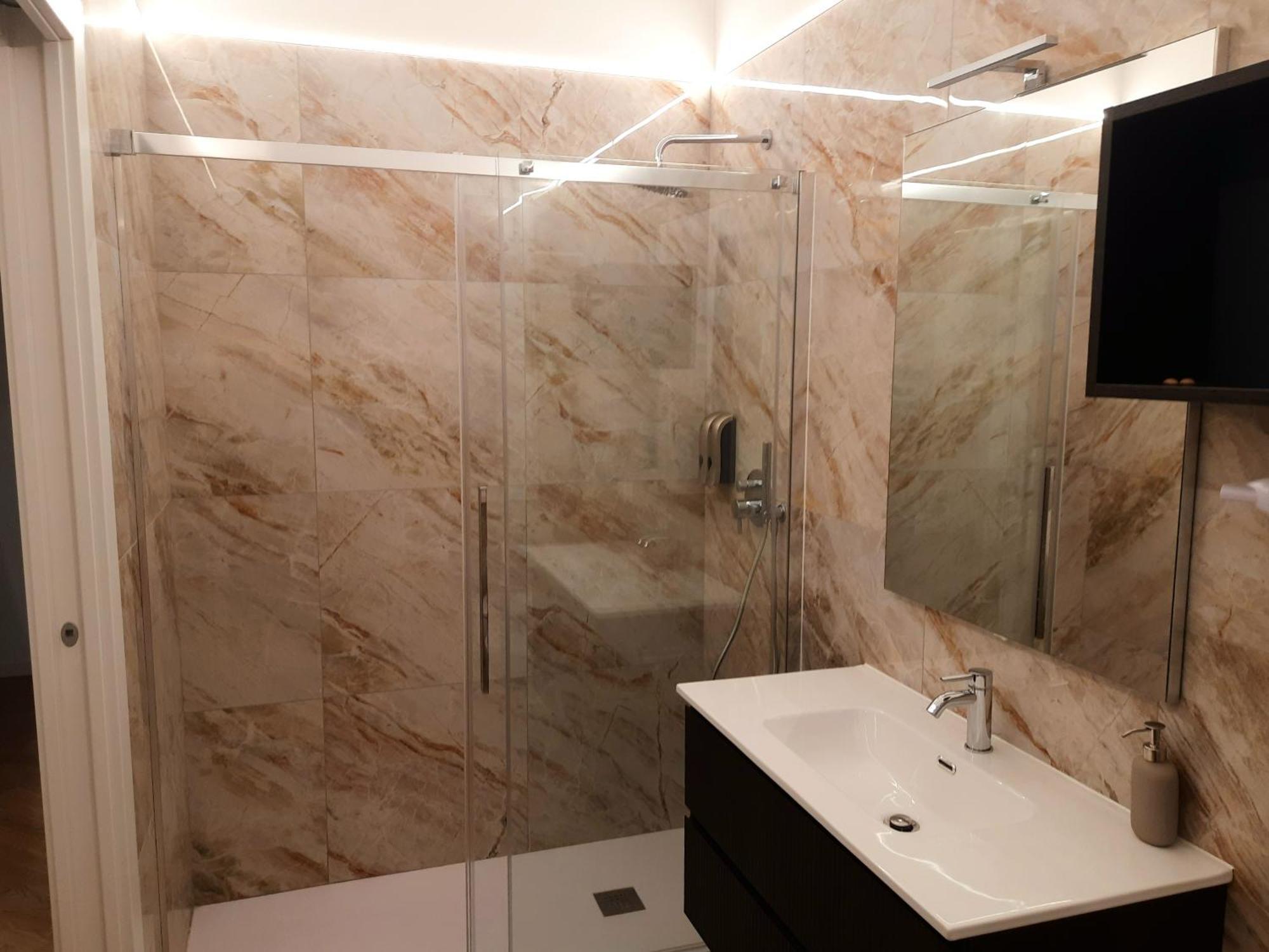 Mako Suites - Centro E Stazione Monza Quarto foto